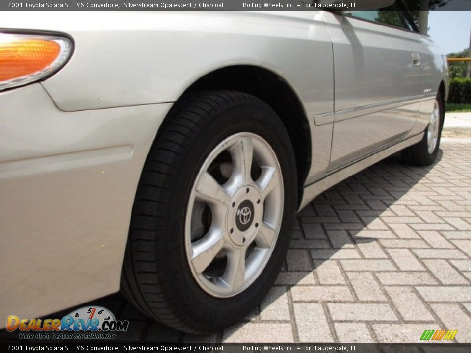 2001 Toyota Solara SLE V6 Convertible Silverstream Opalescent / Charcoal Photo #28