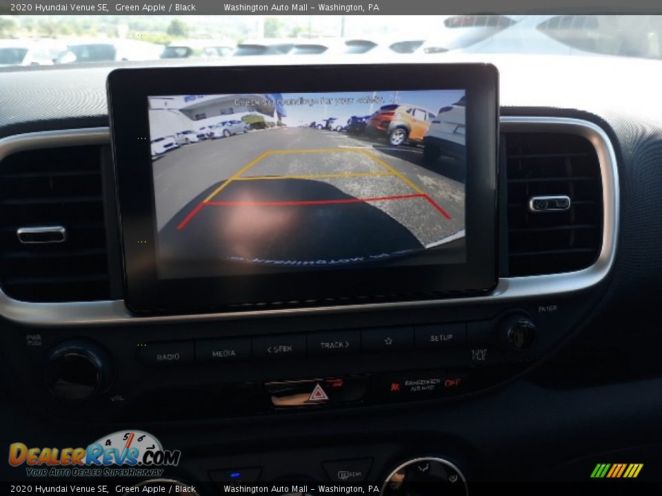 2020 Hyundai Venue SE Green Apple / Black Photo #12