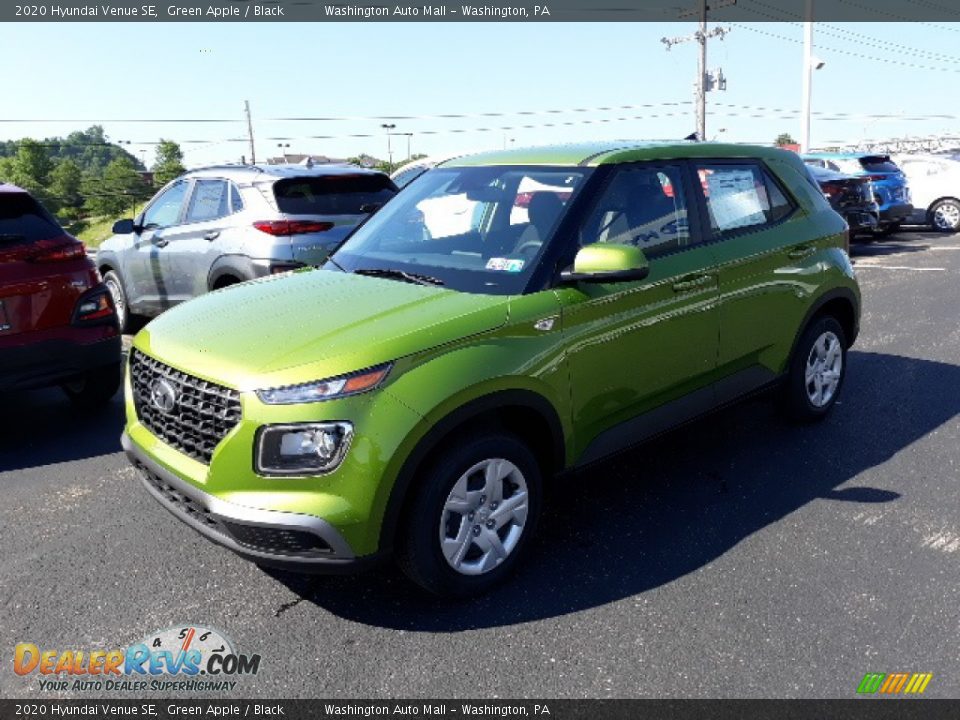 Front 3/4 View of 2020 Hyundai Venue SE Photo #27