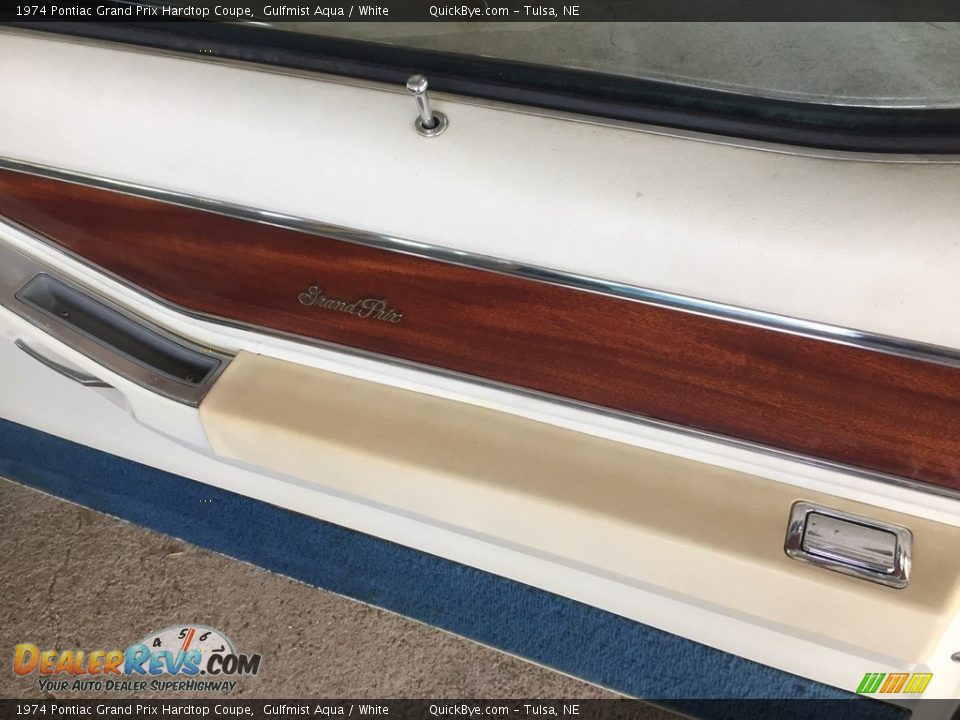 Door Panel of 1974 Pontiac Grand Prix Hardtop Coupe Photo #13