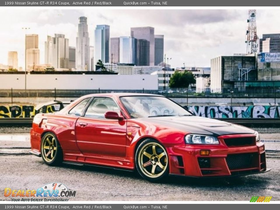 Front 3/4 View of 1999 Nissan Skyline GT-R R34 Coupe Photo #1