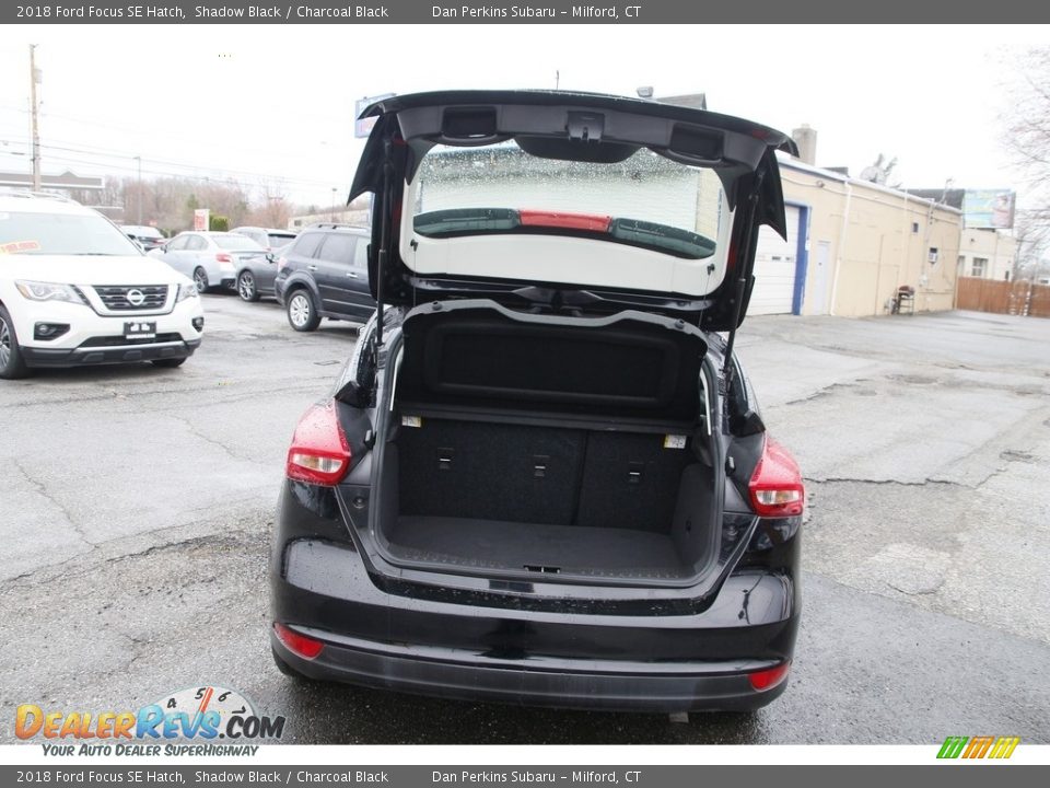 2018 Ford Focus SE Hatch Shadow Black / Charcoal Black Photo #13