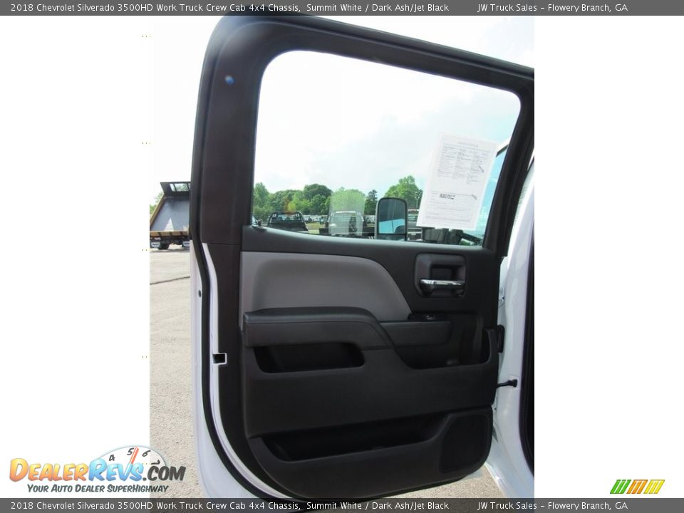 2018 Chevrolet Silverado 3500HD Work Truck Crew Cab 4x4 Chassis Summit White / Dark Ash/Jet Black Photo #29
