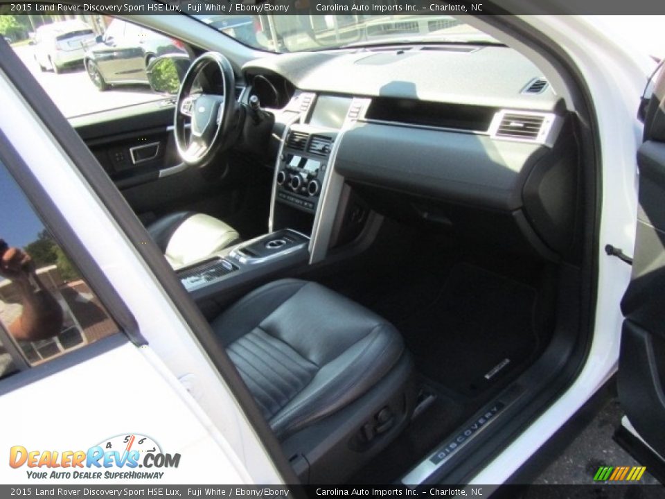 Front Seat of 2015 Land Rover Discovery Sport HSE Lux Photo #21