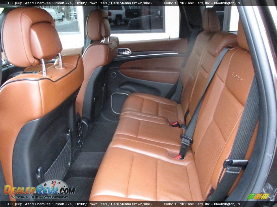 2017 Jeep Grand Cherokee Summit 4x4 Luxury Brown Pearl / Dark Sienna Brown/Black Photo #9