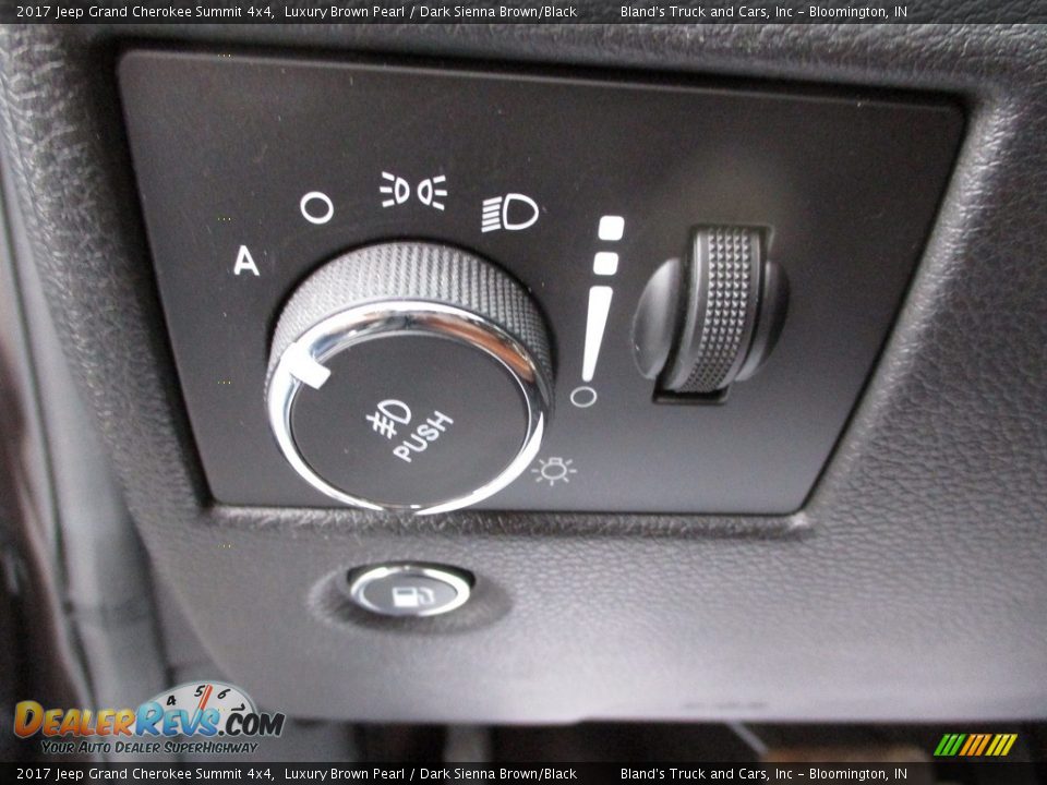 2017 Jeep Grand Cherokee Summit 4x4 Luxury Brown Pearl / Dark Sienna Brown/Black Photo #16