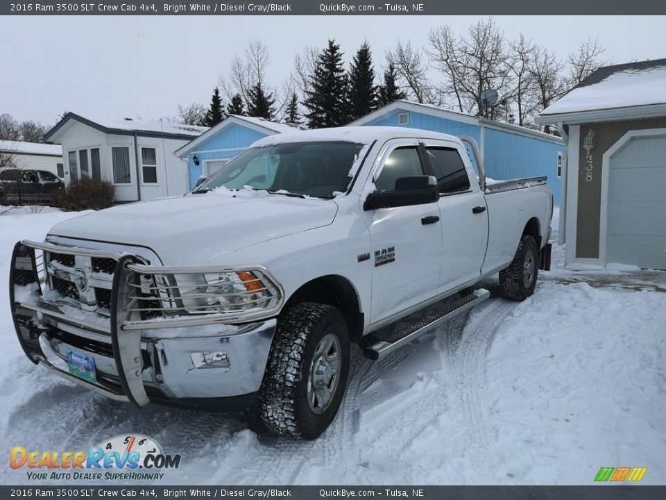 2016 Ram 3500 SLT Crew Cab 4x4 Bright White / Diesel Gray/Black Photo #5