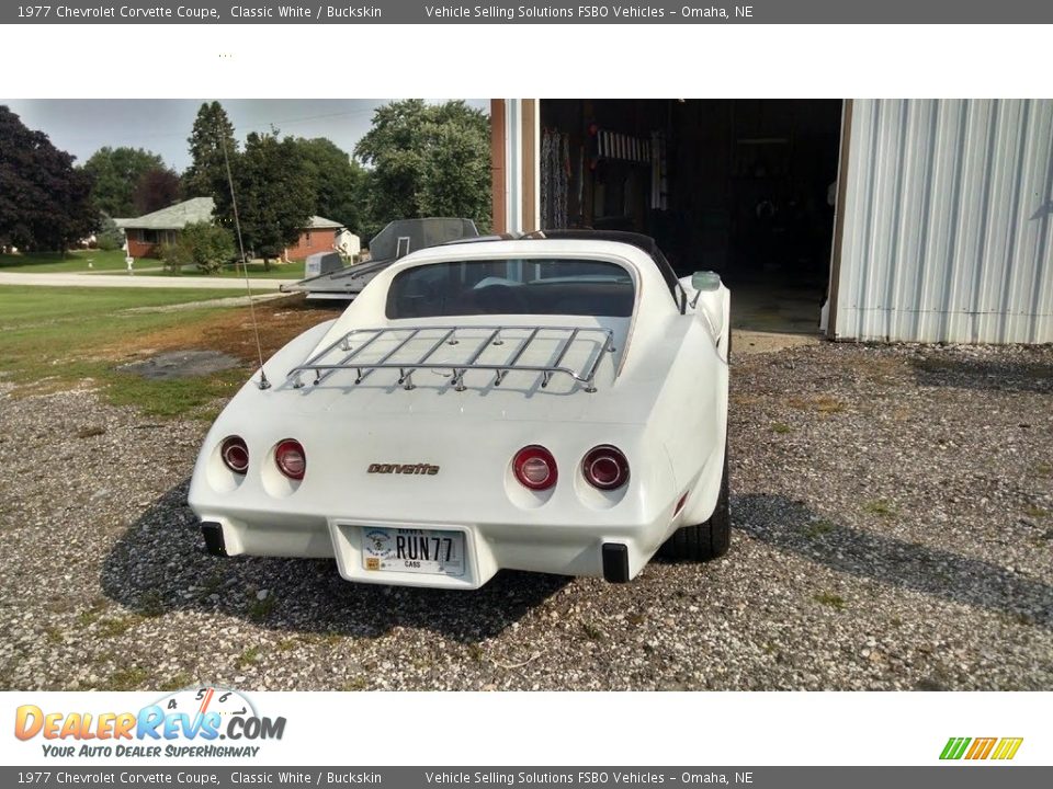 1977 Chevrolet Corvette Coupe Classic White / Buckskin Photo #3