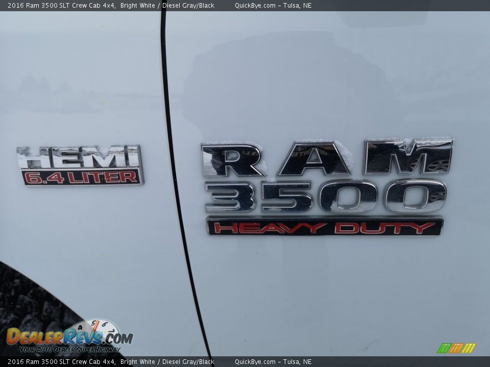 2016 Ram 3500 SLT Crew Cab 4x4 Bright White / Diesel Gray/Black Photo #8