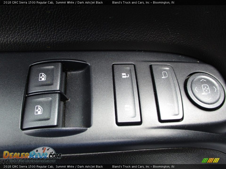 Controls of 2018 GMC Sierra 1500 Regular Cab Photo #10
