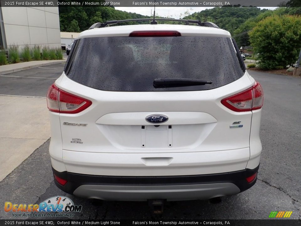 2015 Ford Escape SE 4WD Oxford White / Medium Light Stone Photo #3