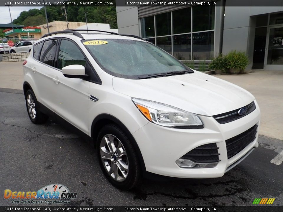 2015 Ford Escape SE 4WD Oxford White / Medium Light Stone Photo #9