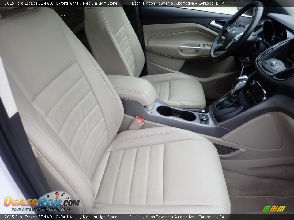 2015 Ford Escape SE 4WD Oxford White / Medium Light Stone Photo #11