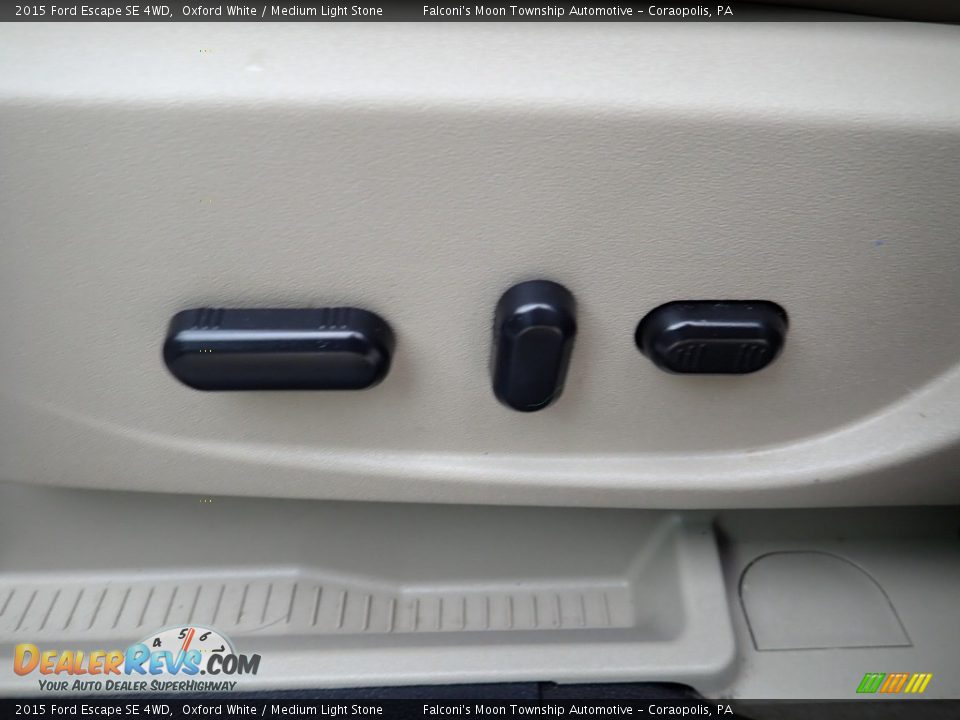 2015 Ford Escape SE 4WD Oxford White / Medium Light Stone Photo #19