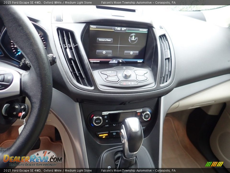 2015 Ford Escape SE 4WD Oxford White / Medium Light Stone Photo #22