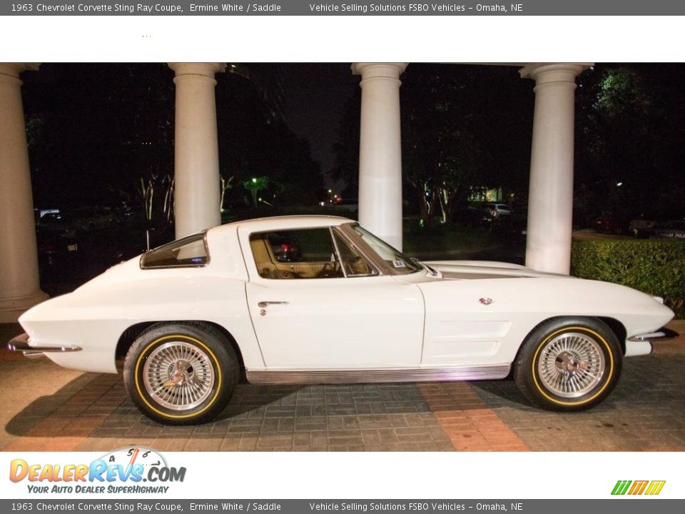 Ermine White 1963 Chevrolet Corvette Sting Ray Coupe Photo #12