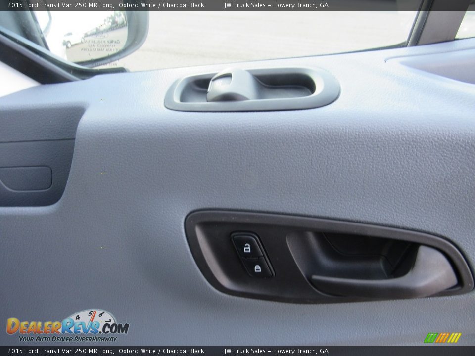 2015 Ford Transit Van 250 MR Long Oxford White / Charcoal Black Photo #16