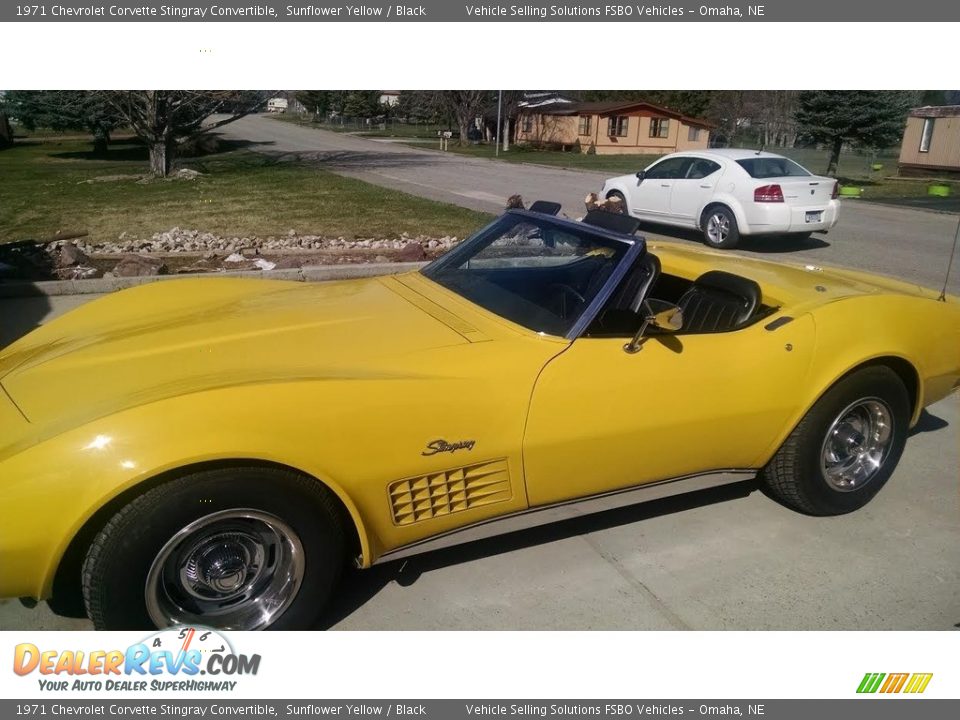 1971 Chevrolet Corvette Stingray Convertible Sunflower Yellow / Black Photo #2