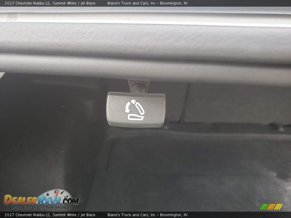 2017 Chevrolet Malibu LS Summit White / Jet Black Photo #29