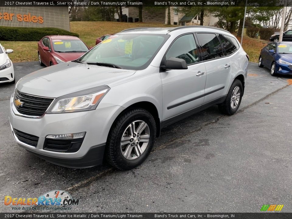 2017 Chevrolet Traverse LS Silver Ice Metallic / Dark Titanium/Light Titanium Photo #1