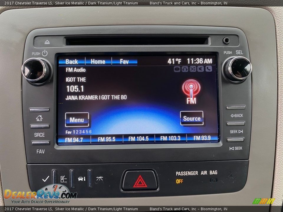 2017 Chevrolet Traverse LS Silver Ice Metallic / Dark Titanium/Light Titanium Photo #17