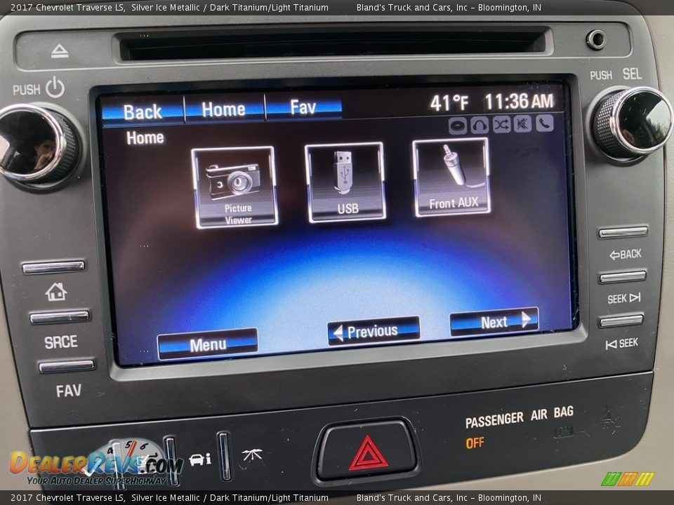 2017 Chevrolet Traverse LS Silver Ice Metallic / Dark Titanium/Light Titanium Photo #19