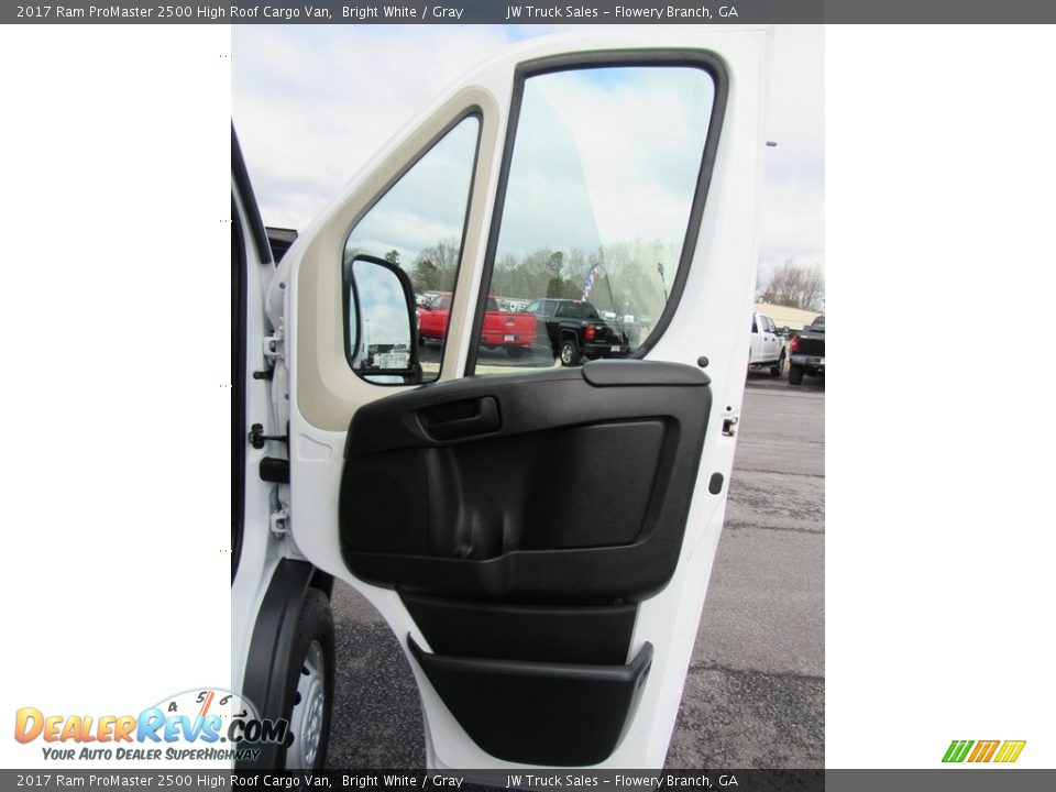 2017 Ram ProMaster 2500 High Roof Cargo Van Bright White / Gray Photo #15