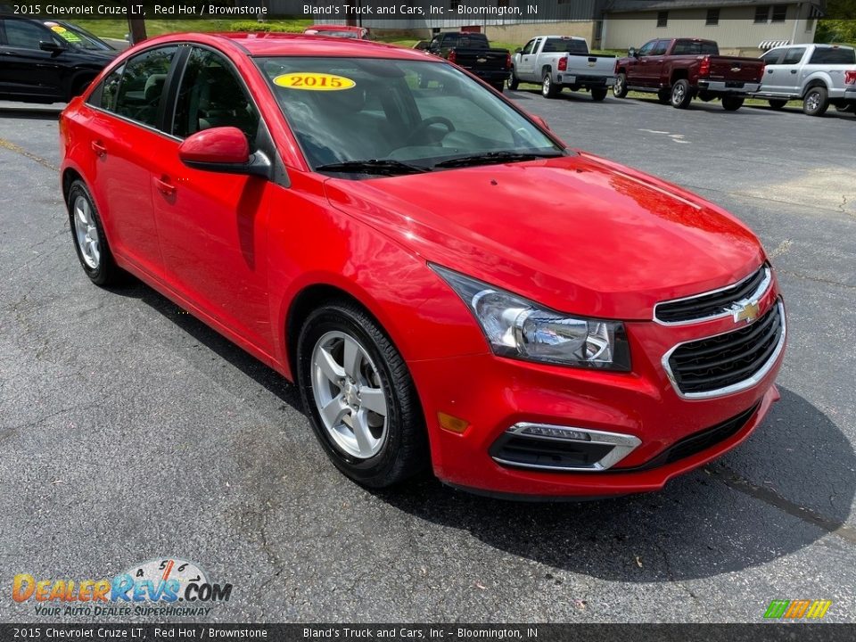 2015 Chevrolet Cruze LT Red Hot / Brownstone Photo #4
