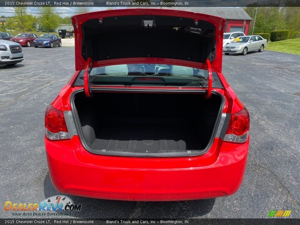 2015 Chevrolet Cruze LT Red Hot / Brownstone Photo #9