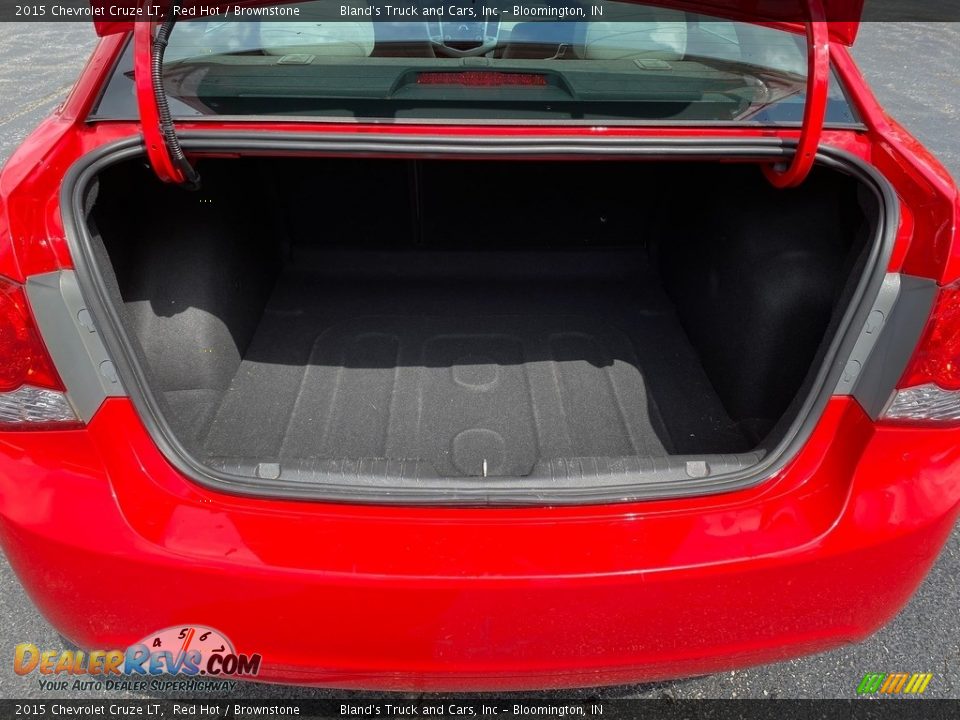 2015 Chevrolet Cruze LT Red Hot / Brownstone Photo #10