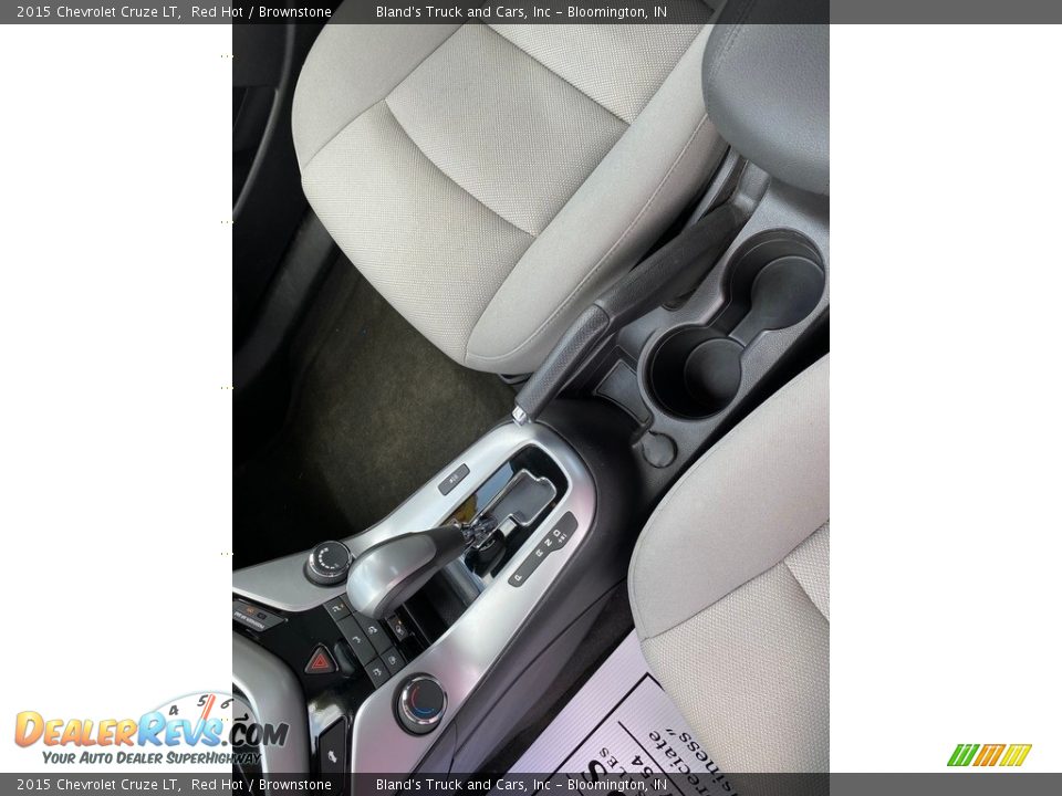 2015 Chevrolet Cruze LT Red Hot / Brownstone Photo #30