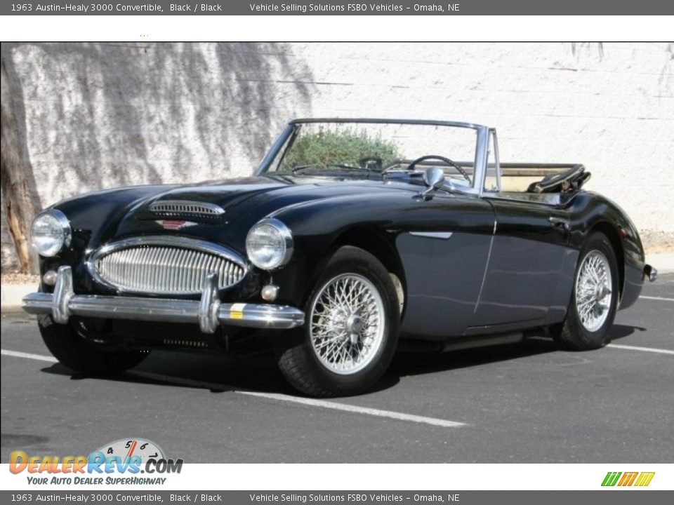 Front 3/4 View of 1963 Austin-Healy 3000 Convertible Photo #1