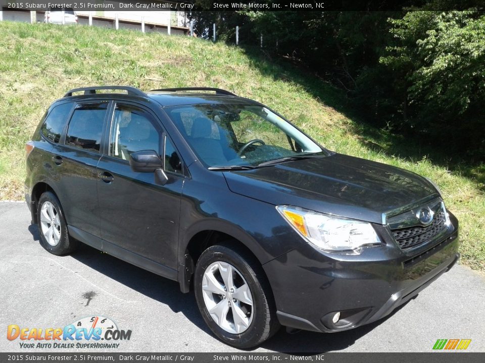 Front 3/4 View of 2015 Subaru Forester 2.5i Premium Photo #4