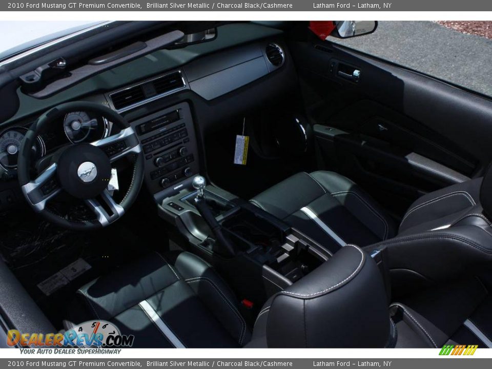 2010 Ford Mustang GT Premium Convertible Brilliant Silver Metallic / Charcoal Black/Cashmere Photo #11