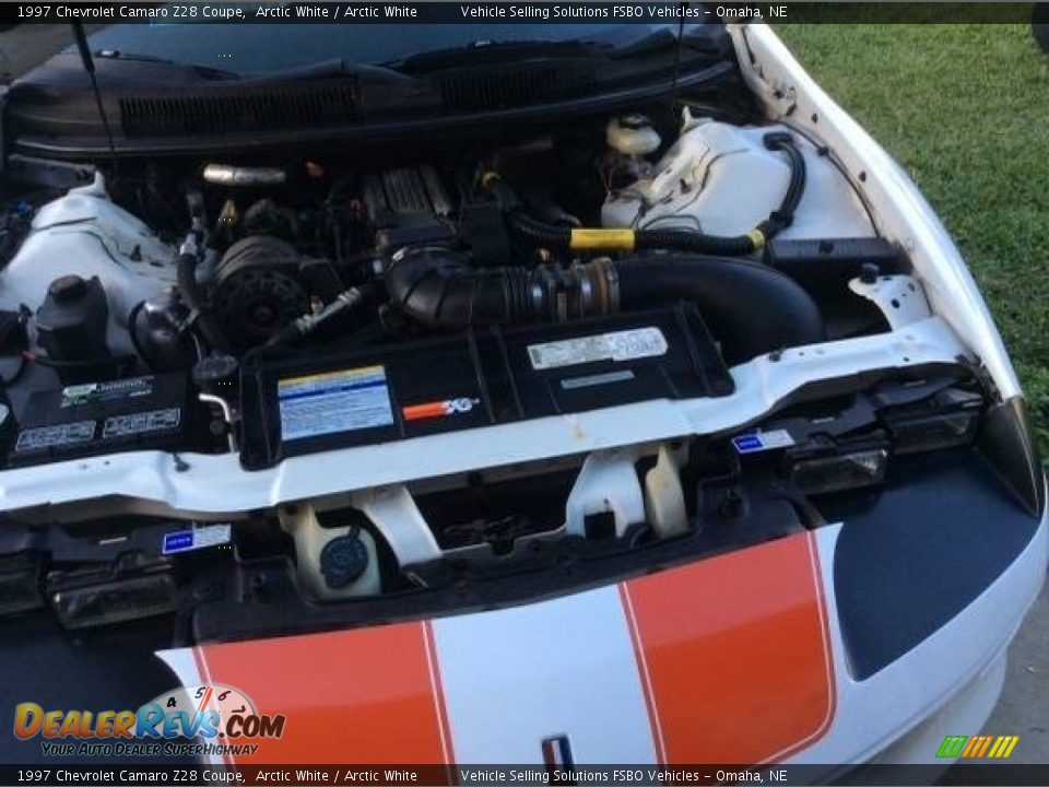 1997 Chevrolet Camaro Z28 Coupe Arctic White / Arctic White Photo #2