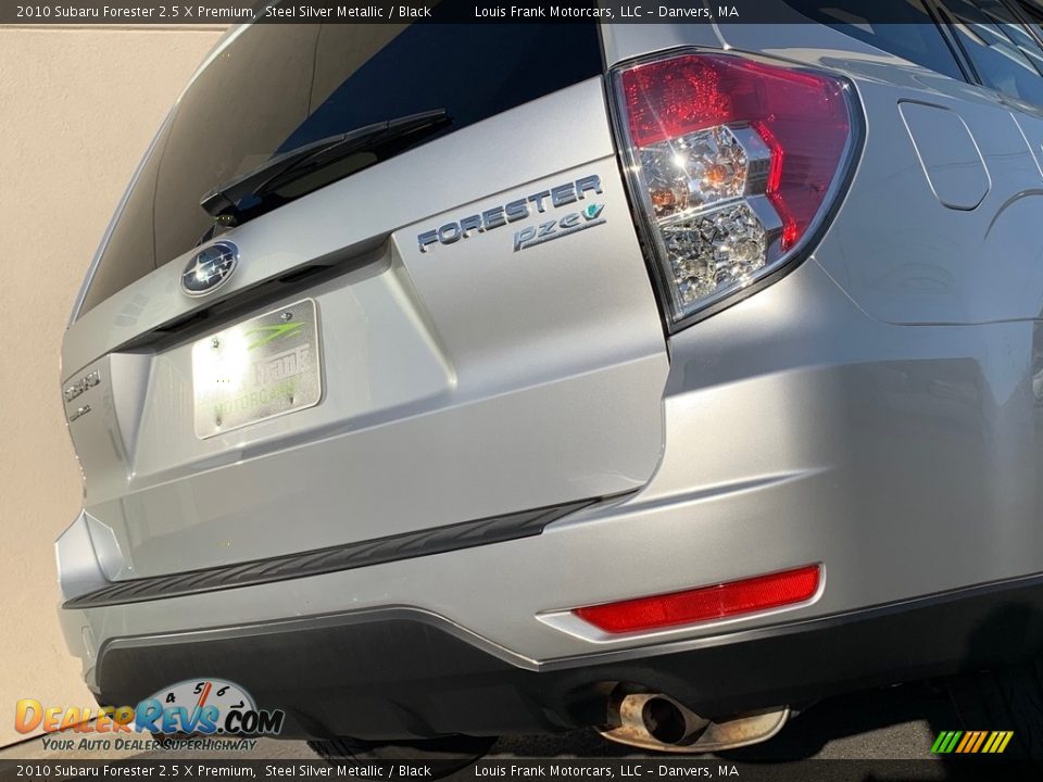 2010 Subaru Forester 2.5 X Premium Steel Silver Metallic / Black Photo #23