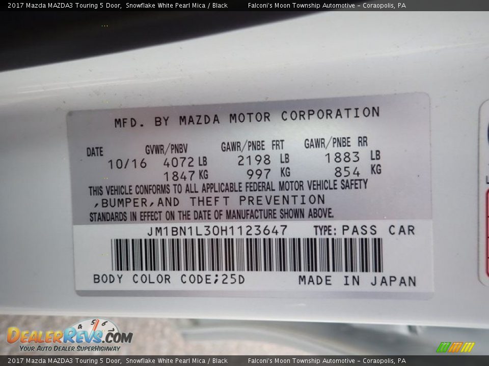 2017 Mazda MAZDA3 Touring 5 Door Snowflake White Pearl Mica / Black Photo #23