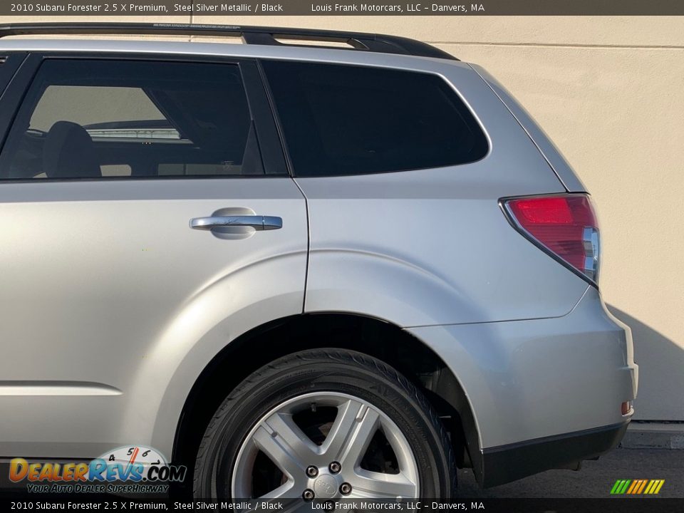 2010 Subaru Forester 2.5 X Premium Steel Silver Metallic / Black Photo #28
