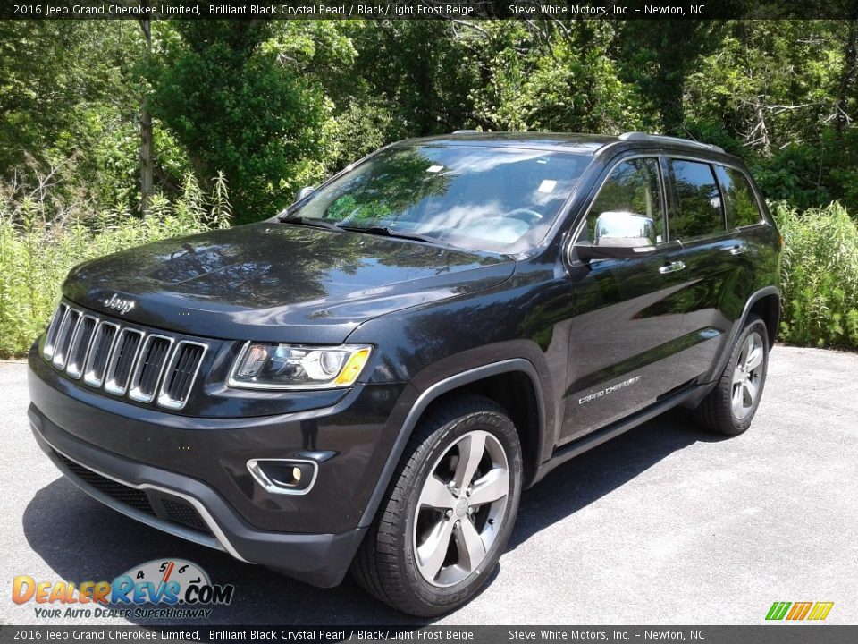 2016 Jeep Grand Cherokee Limited Brilliant Black Crystal Pearl / Black/Light Frost Beige Photo #2