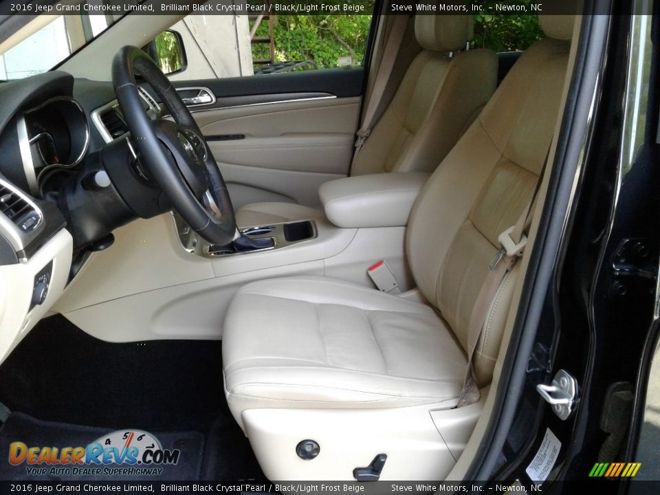 2016 Jeep Grand Cherokee Limited Brilliant Black Crystal Pearl / Black/Light Frost Beige Photo #10