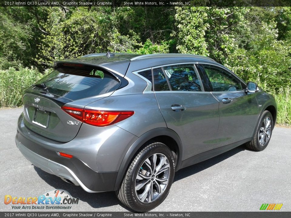 2017 Infiniti QX30 Luxury AWD Graphite Shadow / Graphite Photo #6