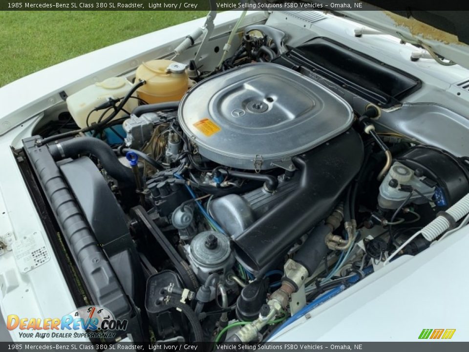 1985 Mercedes-Benz SL Class 380 SL Roadster 3.8 Liter SOHC 16-Valve V8 Engine Photo #14