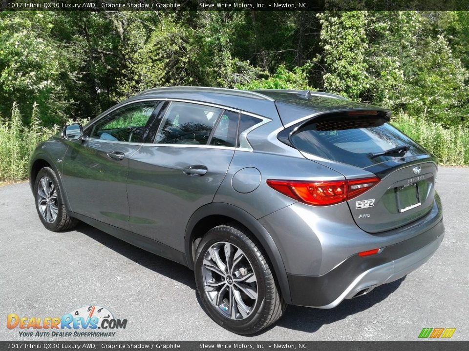 2017 Infiniti QX30 Luxury AWD Graphite Shadow / Graphite Photo #8