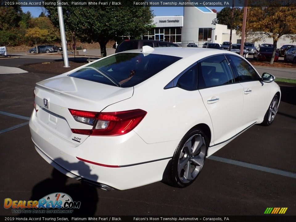 2019 Honda Accord Touring Sedan Platinum White Pearl / Black Photo #4