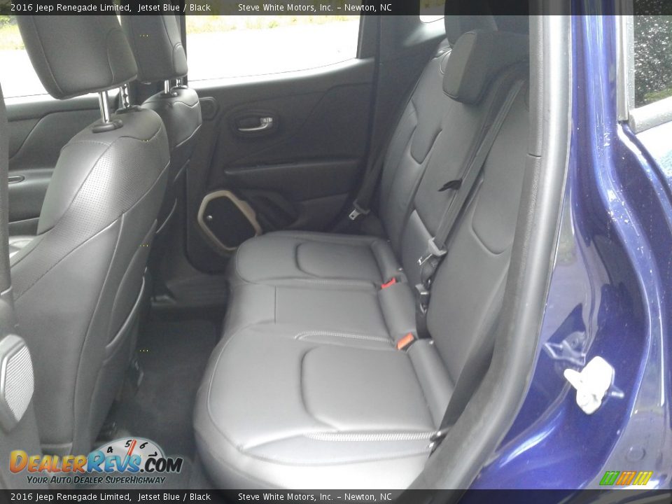 Rear Seat of 2016 Jeep Renegade Limited Photo #13