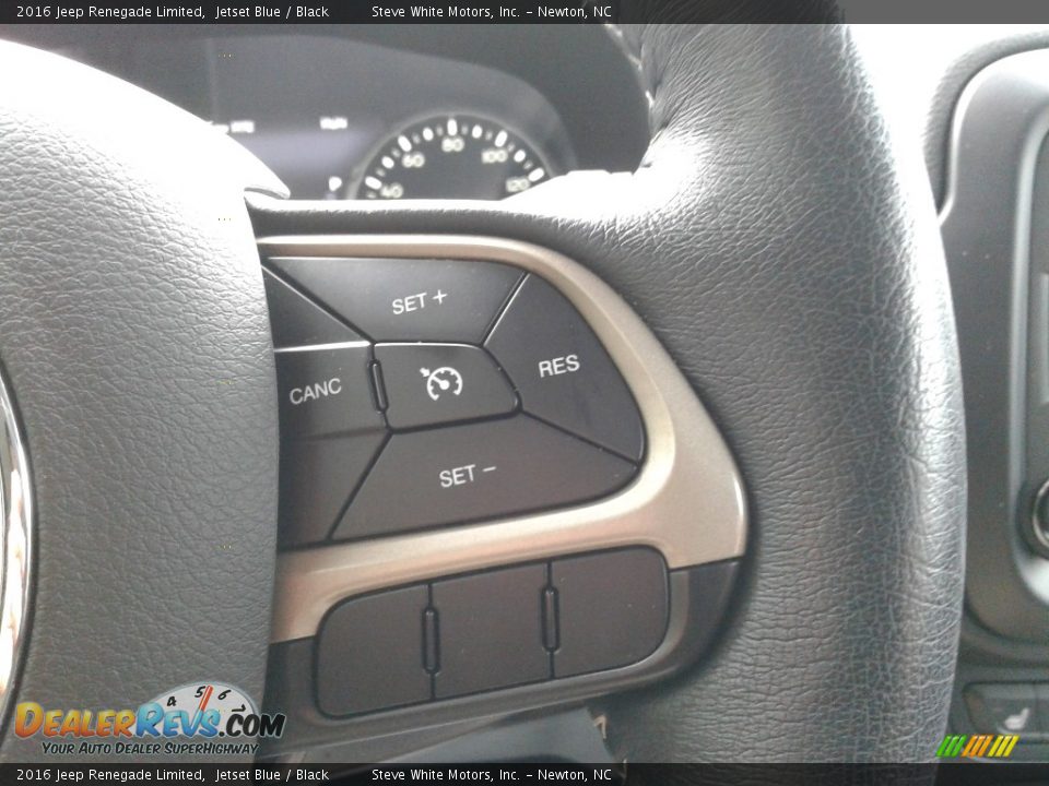 2016 Jeep Renegade Limited Steering Wheel Photo #19