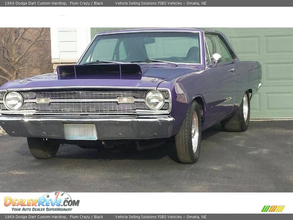 1969 Dodge Dart Custom Hardtop Plum Crazy / Black Photo #6