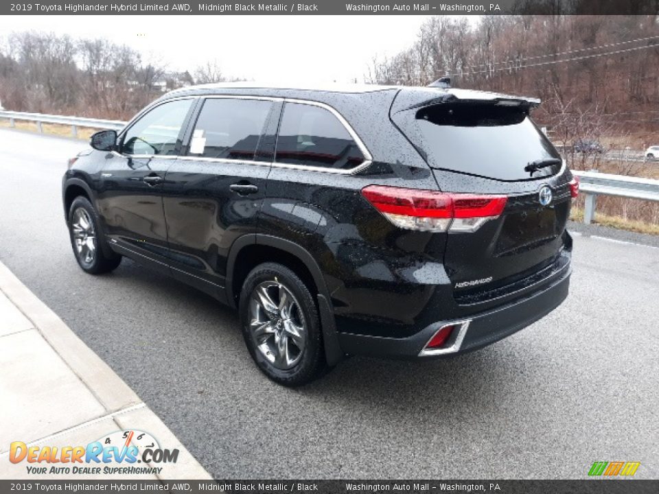 2019 Toyota Highlander Hybrid Limited AWD Midnight Black Metallic / Black Photo #2