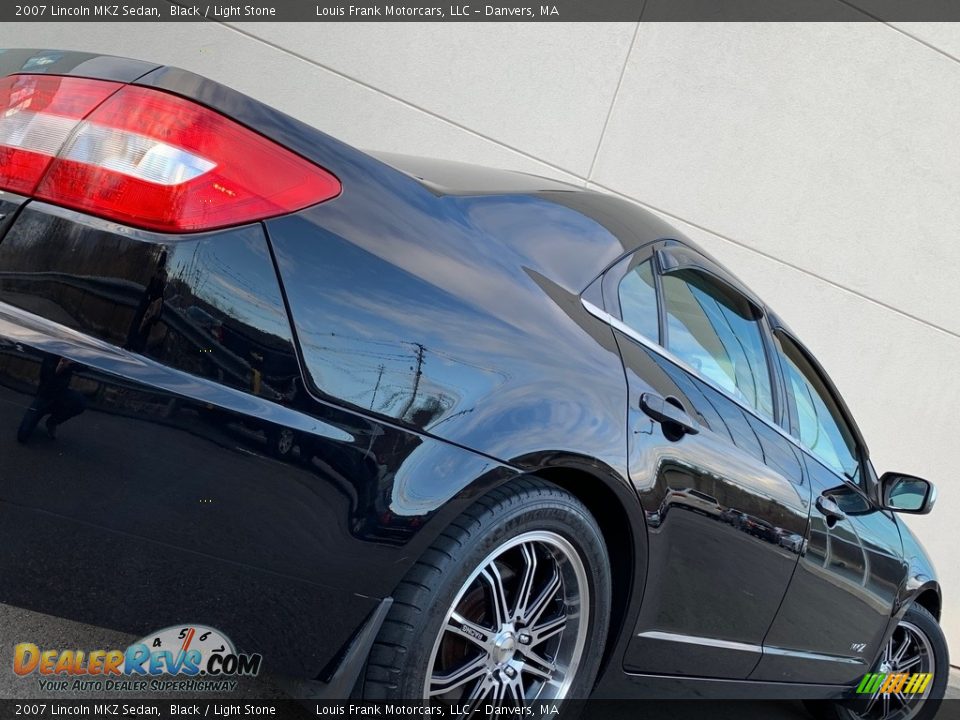 2007 Lincoln MKZ Sedan Black / Light Stone Photo #16