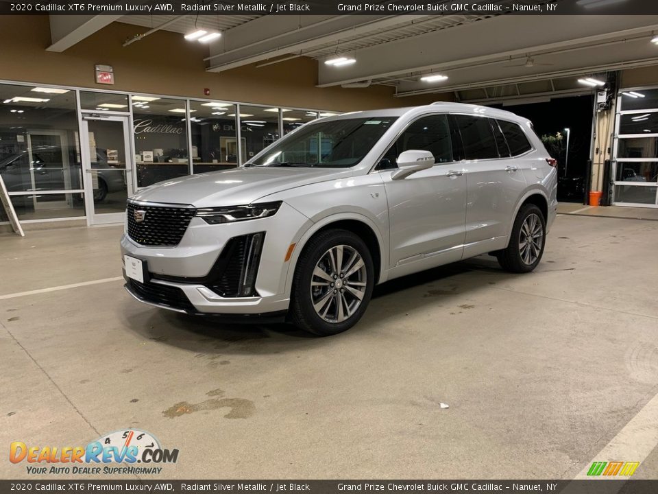 2020 Cadillac XT6 Premium Luxury AWD Radiant Silver Metallic / Jet Black Photo #2
